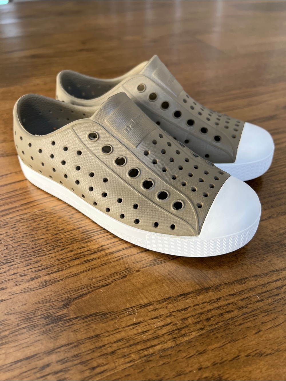 Like New Native Jefferson Shoes - 12